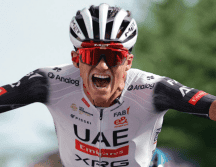 El ciclista de UAE Emirates-XRGen superó los 196 kilómetros en la región Toscana, Italia. ESPECIAL/X @TeamEmiratesUAE