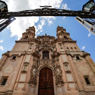 Reconocen legado de Salvador de Alba Martín en el patrimonio cultural de Jalisco