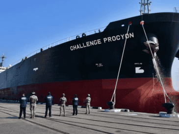 El 31 de marzo de 2025, autoridades federales confiscaron en el puerto de Tampico, Tamaulipas, aproximadamente 10 millones de litros de diésel, además de armamento, vehículos y un buque, como parte de un operativo contra el contrabando de combustible. ESPECIAL