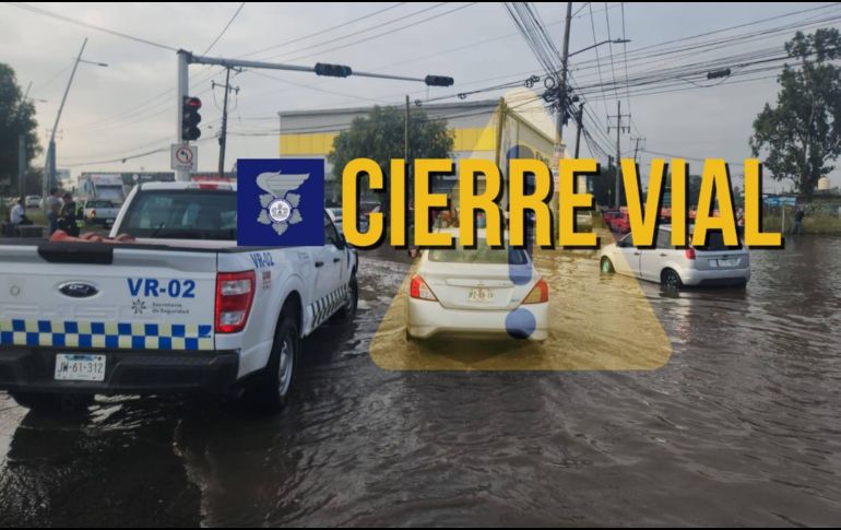 Estas vialidades presentan afectaciones y cierres en la circulación debido a la lluvia del día de ayer. ESPECIAL / FACEBOOK Policía Vial Jalisco