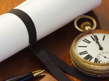 La firma de un testamento garantiza que el patrimonio quede en manos de quienes la persona elija, sino que también brinda tranquilidad a la familia, al evitar conflictos y trámites engorrosos. ESPECIAL / CANVA