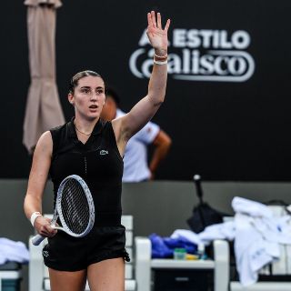 Elsa Jacquemont elimina a la sembrada número 1, Elise Mertens