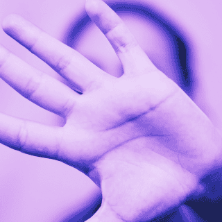 Absuelven a hombre que violentó a su exesposa por la "amargura" que le causó