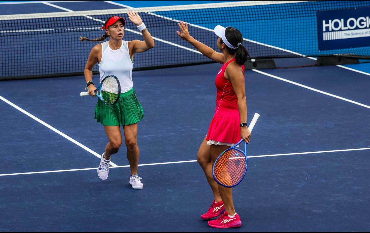 Tras no tener representación azteca en el cuadro principal de singles, Giuliana Olmos (I) se convierte en la única tenista mexicana con posibilidades de ganar un título en el GDL Open AKRON 2025. EL INFORMADOR / A. Navarro