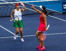 Tras no tener representación azteca en el cuadro principal de singles, Giuliana Olmos (I) se convierte en la única tenista mexicana con posibilidades de ganar un título en el GDL Open AKRON 2025. EL INFORMADOR / A. Navarro