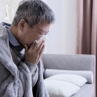 Descubren por qué la gripe es más mortal para las personas mayores