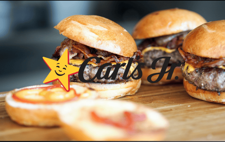 Carl’s Jr. invita a sus clientes a disfrutar de una hamburguesa icónica a un precio accesible, en una fecha en la que la comida siempre es protagonista. ESPECIAL/ Unsplash