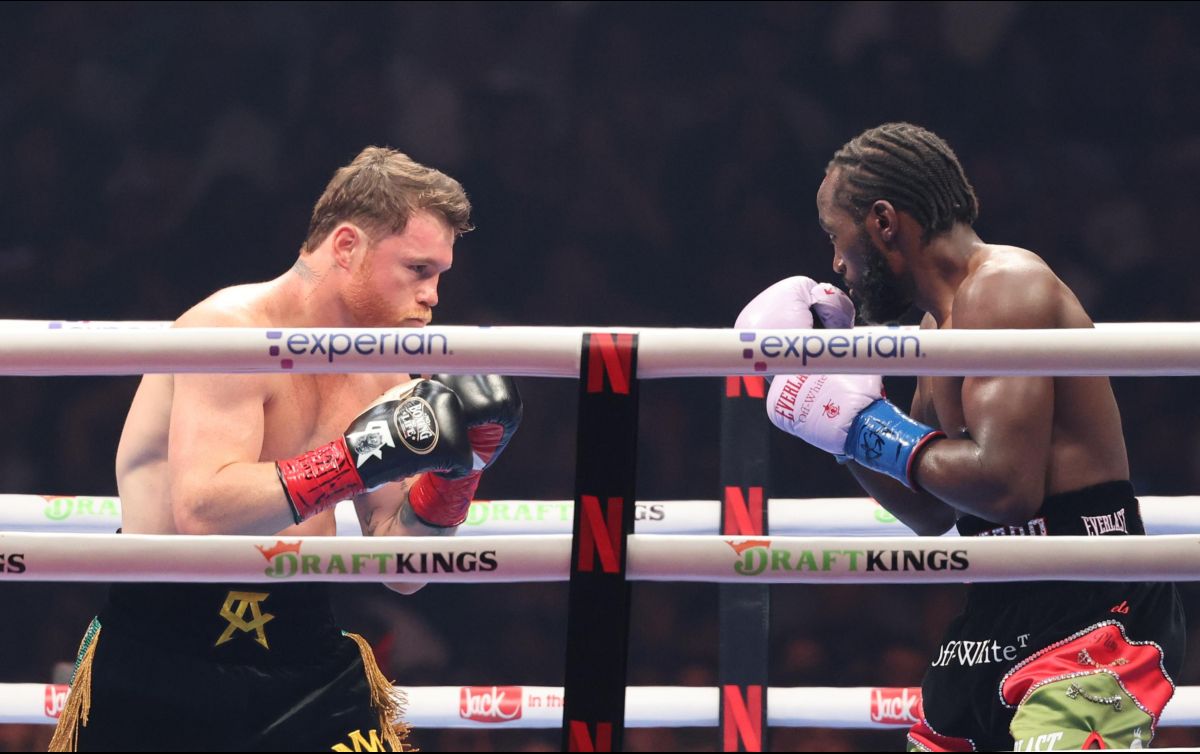 Crawford, que aceptó el reto de subir dos divisiones, se impuso con tarjetas de 116-112, 115-113, 115-113. EFE/O. Guzmán