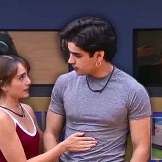 Elaine Haro confiesa sus sentimientos por Aarón Mercury