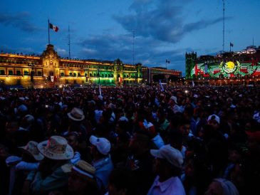 Para quienes planeen asistir, es importante considerar que habrá modificaciones en el transporte público y cierres viales alrededor del Zócalo. NTX/ARCHIVO