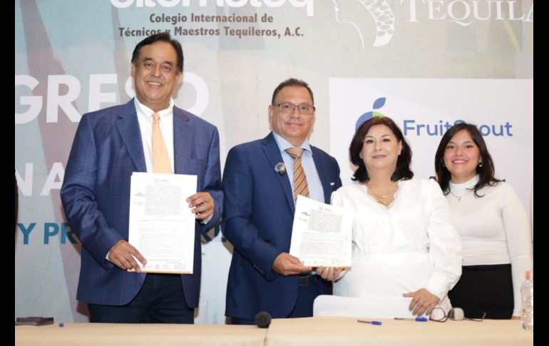 IDEFT y CITEMATEQ fortalecen la profesionalización de la industria tequilera
