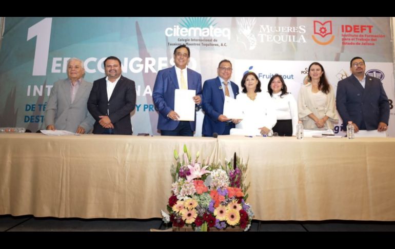 IDEFT y CITEMATEQ fortalecen la profesionalización de la industria tequilera