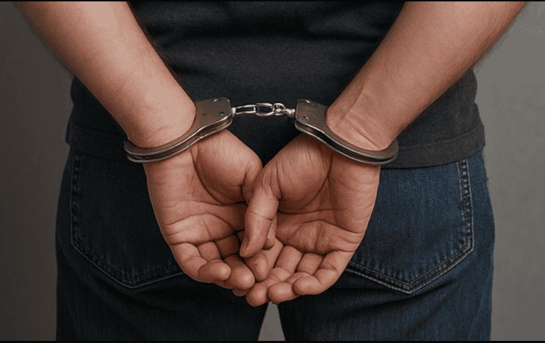 Elementos de la Fiscalía de Jalisco lograron la detención de un presunto homicida. ESPECIAL