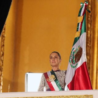 ¿Sheinbaum fue la primera Presidenta en recibir la bandera?