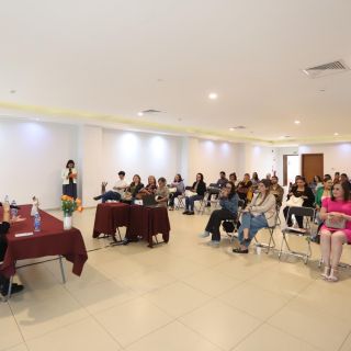 Encuentro académico reúne a bibliotecarios de Jalisco para reflexionar sobre cultura comunitaria