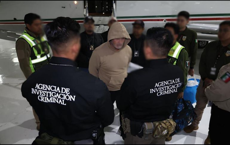 La SSPC detalló que en breve el exfuncionario, señalado además como presunto líder de la organización criminal “La Barredora”, será trasladado al Centro Federal de Reinserción Social No. 1, Altiplano. CORTESÍA