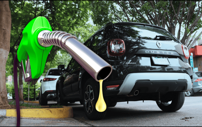 El aire acondicionado consume 10% más de combustible. Por tal motivo, se debe encender lo menos posible, si queremos ahorrar gasolina. EL INFORMADOR / ARCHIVO