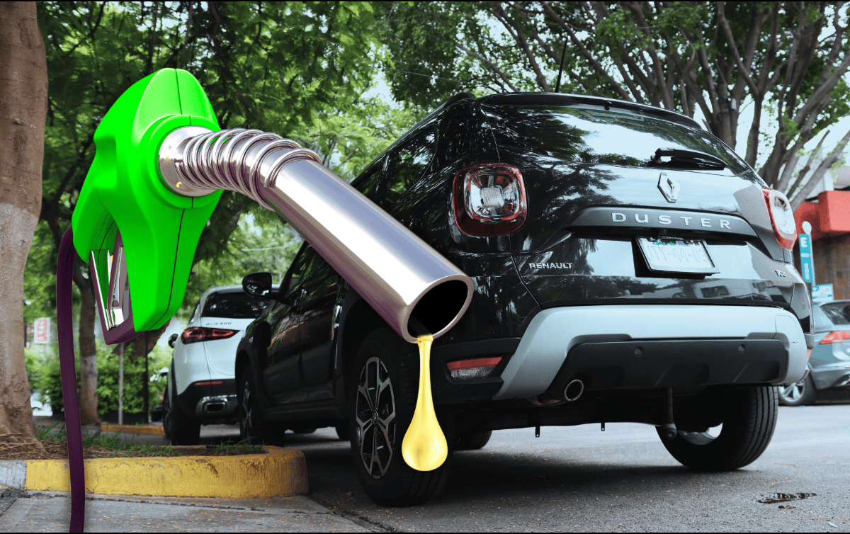 El aire acondicionado consume 10% más de combustible. Por tal motivo, se debe encender lo menos posible, si queremos ahorrar gasolina. EL INFORMADOR / ARCHIVO