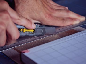 Esta propuesta, que incluye un amplio catálogo con títulos para todas las edades y de autores noveles, parte del reconocimiento de que nuestro país tiene una tradición gráfica, oral y cultural que reconoce el valor de lo hecho a mano. ESPECIAL / CANVA