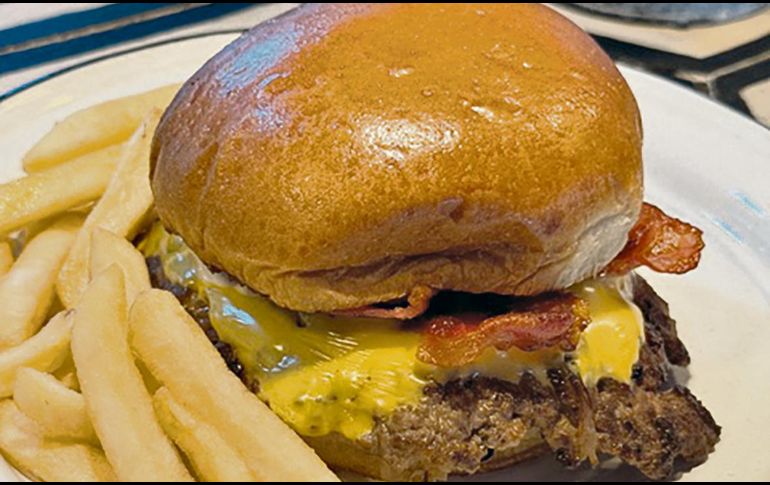 Disfruta de una espectacular hamburguesa al visitar Voodoo Burgers. CORTESÍA