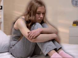 Consultar a un médico a tiempo permite comprender las causas, establecer el tratamiento adecuado y acompañar al adolescente en esta etapa fundamental de su desarrollo. CANVA