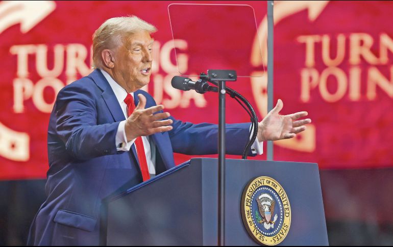 El mandatario norteamericano recordó conversaciones recientes con Kirk y aseguró que una de sus últimas peticiones fue que “salvara Chicago”, en alusión a los recientes operativos de seguridad antimigrantes. EFE