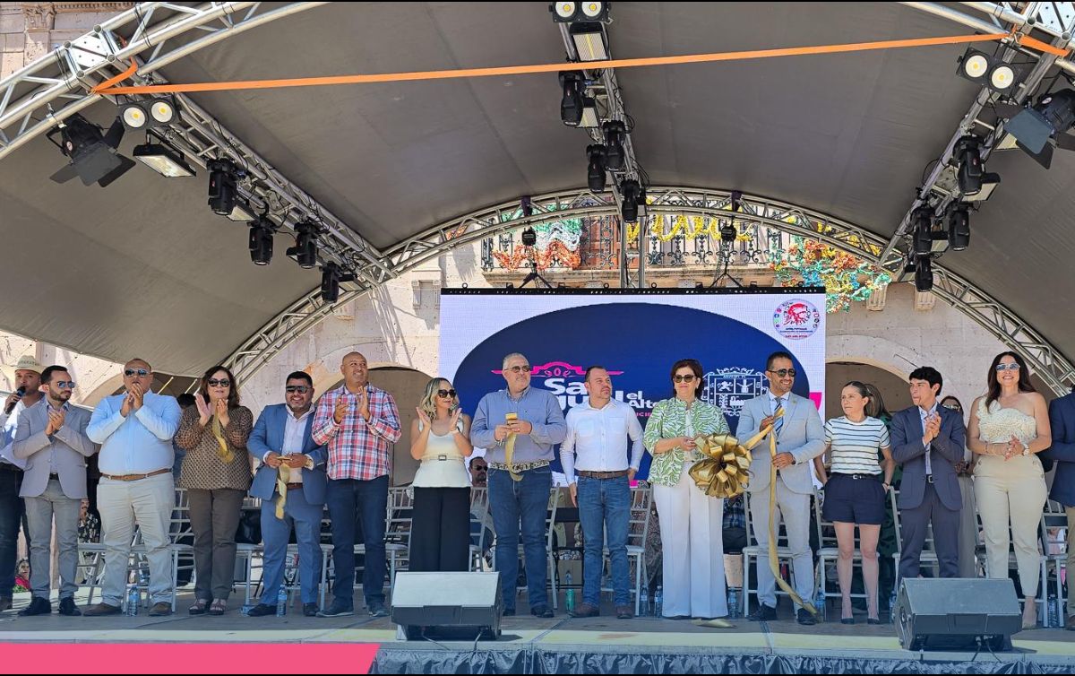 Hay actividades como juegos mecánicos, áreas de comida, venta de artesanías, además de diversos espectáculos. ESPECIAL / Gobierno Municipal de San Miguel el Alto, Jalisco