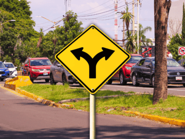 Especialistas coincidieron en que la solución de López Mateos debe ser integral, con visión regional y sustentable, priorizando vías alternas y transporte masivo sobre nuevas estructuras de paso elevado. EL INFORMADOR / ARCHIVO