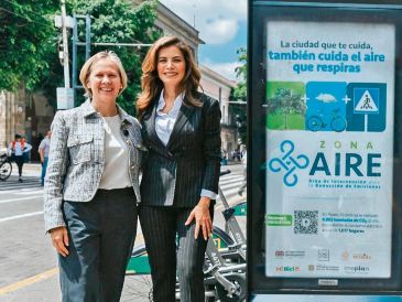 Susannah Goshkoo, embajadora británica en México; y Verónica Delgadillo, presidenta municipal de Guadalajara. ESPECIAL