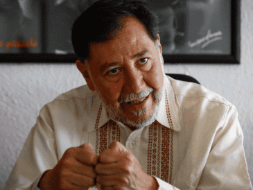 El senador de Morena reportó el robo luego de haber regresado del aeropuerto, la noche del martes 23 de septiembre, calificando el hecho como "grave y extrañísimo". SUN/ARCHIVO