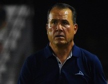 El exdirector técnico de Chivas, Efraín Flores, aseguró que actualmente el equipo rojiblanco le está poniendo la muestra al Atlas al brindar oportunidades a los jóvenes. IMAGO7.