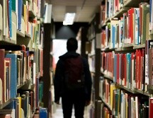 Juan Carlos Flores recordó que hay opciones para que los jóvenes puedan seguir estudiando en Jalisco. Unsplash