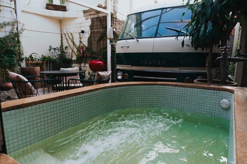 Disfruta de la tina de hidromasaje climatizada. INSTAGRAM / patio_dieguez 