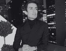 Entre la clientela de, De la Mora, destacan intérpretes y celebridades como Ángela Aguilar, Kenia OS, Natalia Dupeyrón, la Miss Universe México y la Reina Hispanoamericana. ESPECIAL / IG / @micky_hair