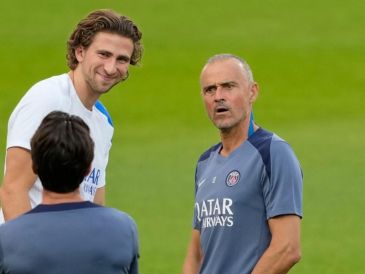 Luis Enrique dirigirá ante el club con el que ganó su primera Champions en 2015. EFE/A. García