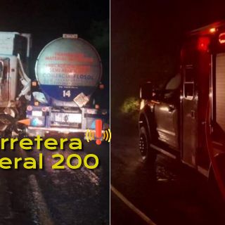 Choque entre pipa y tráiler provoca cierre en la Carretera Federal 200
