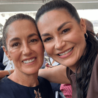 México celebra siete años de la 4T con su primera Presidenta: Mery Pozos