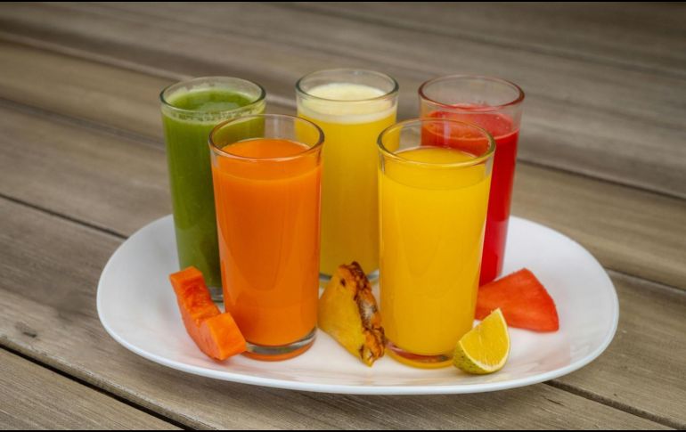 El jugo verde ofrece múltiples beneficios: es nutritivo, económico, delicioso y fácil de preparar. CANVA