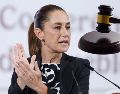 Claudia Sheinbaum dice que la reforma a la Ley de Amparo no elimina derechos para los ciudadanos, sino que busca agilizar procesos judiciales y garantizar mayor certeza en casos fiscales y financieros. ESPECIAL, EFE / S. Gutiérrez y CANVA