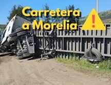 No se reportan personas lesionadas; la circulación parcial se mantiene sobre Carretera a Morelia. ESPECIAL / Protección Civil Jalisco