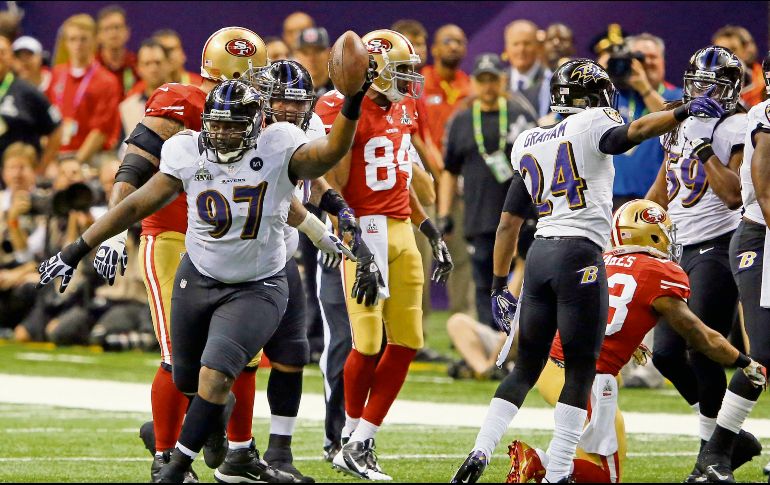 Arthur Jones hizo jugadas clave en el Super Bowl XLVII ante los 49ers. AFP/A. Bello