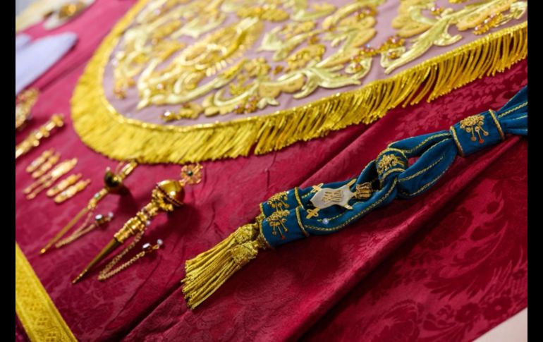 La Virgen de Zapopan será vestida con este ajuar para realizar su recorrido de regreso a la Basílica de Zapopan, luego de haber visitado las distintas iglesias y parroquias de la Metrópoli desde el pasado mes de mayo. EL INFORMADOR / A. Navarro