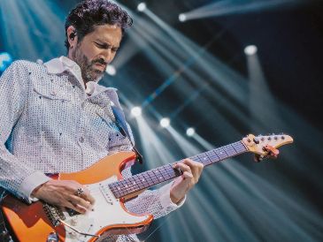 El cantante y actor regresa a los escenarios de Guadalajara con una propuesta innovadora. ESPECIAL