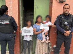 Policías de Guadalajara localizaron a dos niñas que se encontraban extraviadas. ESPECIAL/ POLICÍA DE GUADALAJARA