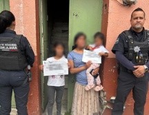 Policías de Guadalajara localizaron a dos niñas que se encontraban extraviadas. ESPECIAL/ POLICÍA DE GUADALAJARA