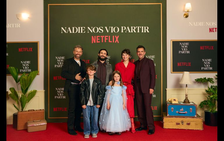 Juan Manuel Bernal, Emiliano Zurita, Tessa Ía, Flavio Medina, Alexander Varela y Marion Sirot. ESPECIAL/NETFLIX.
