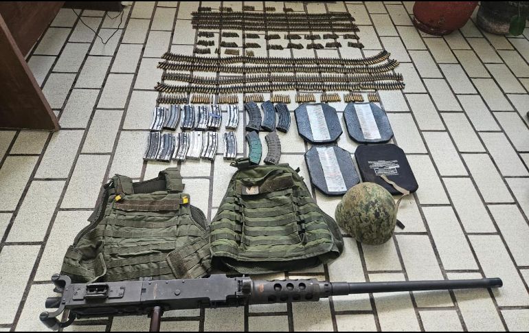 La Fiscalía General de la República en Jalisco informó del aseguramiento de vehículos y armamento en Quitupan. ESPECIAL / Fiscalía de Jalisco