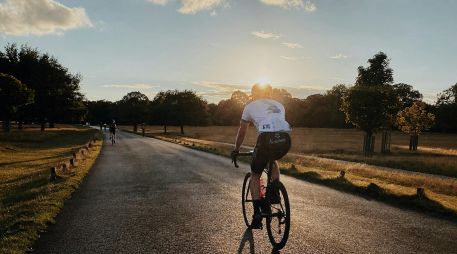 Descubre el ejercicio que más calorías quema. UNSPLASH / H. CARR