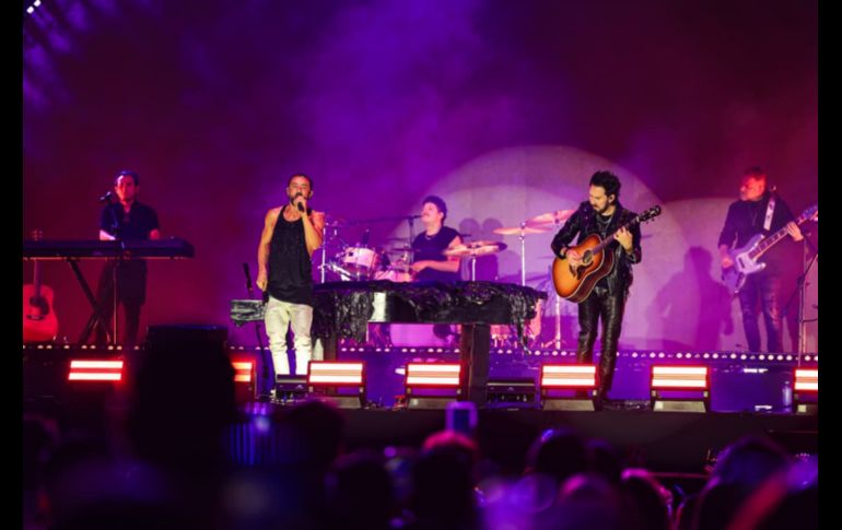 Mario Domm aseguró que este concierto sería distinto, razón por la cual le pidió al público que gritara las canciones que querían escuchar. EL INFORMADOR/ J. Acosta