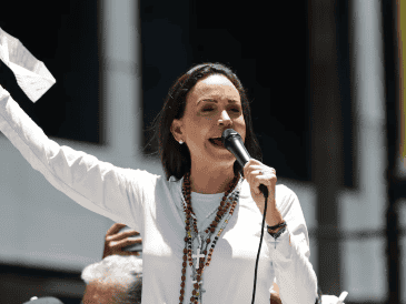 Machado ha demostrado que las herramientas de la democracia son también las de la paz, subrayó el comité. EFE / ARCHIVO